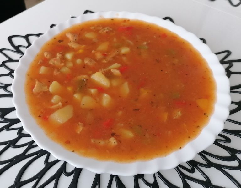 Fit Zupa Gulaszowa
                       