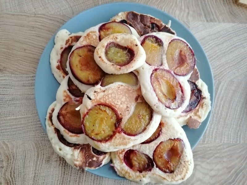 Racuchy ze śliwkami
                       